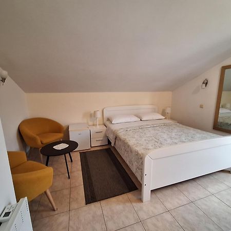 Guesthouse Baric ザダル エクステリア 写真